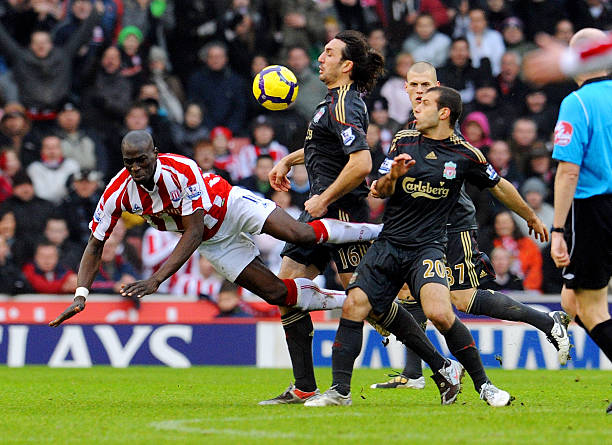 式在足球转 式在足球转