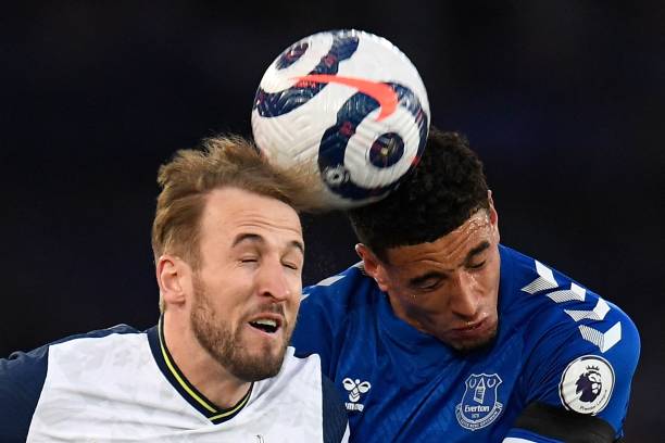 梅西以他无 梅西以他无